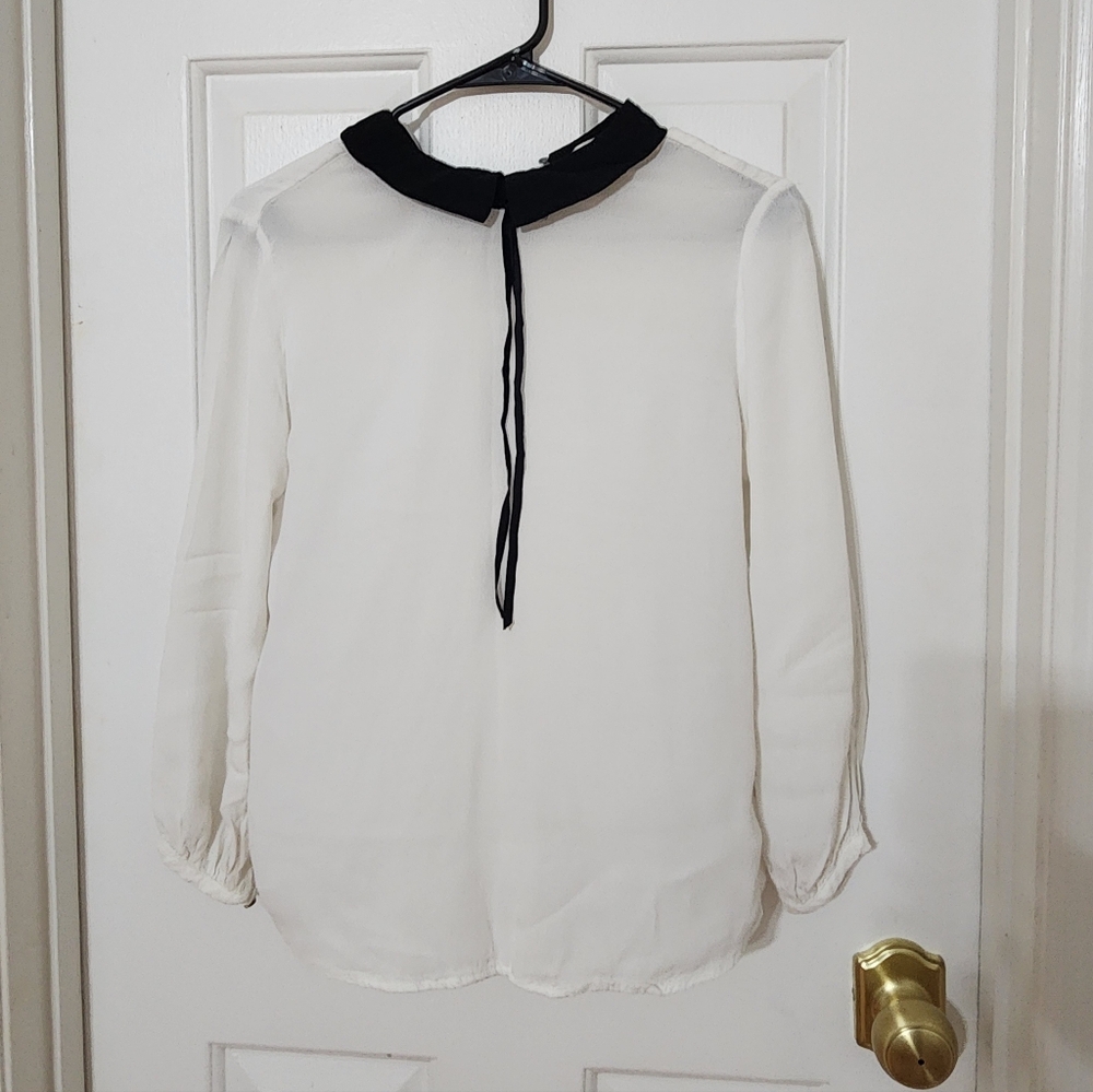 Forever 21 Black Collar White Blouse